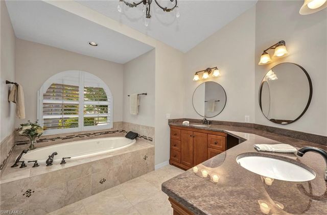 250 Freeport CT NW, Punta Gorda, FL 33950