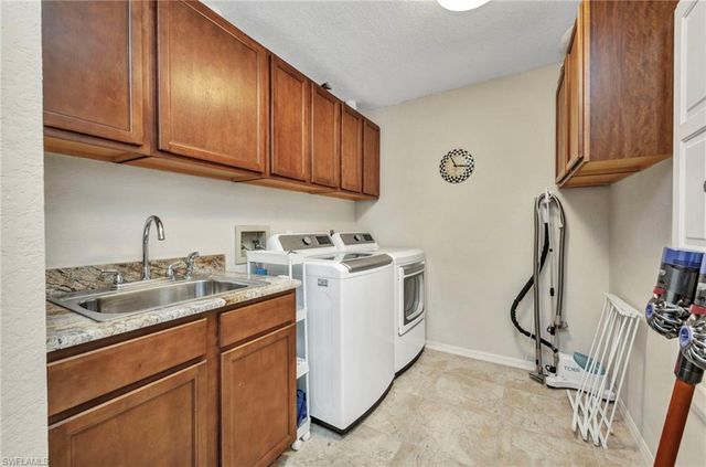 250 Freeport CT NW, Punta Gorda, FL 33950