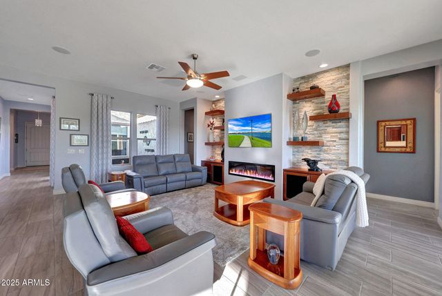 20663 W PASADENA Avenue, Buckeye, AZ 85396