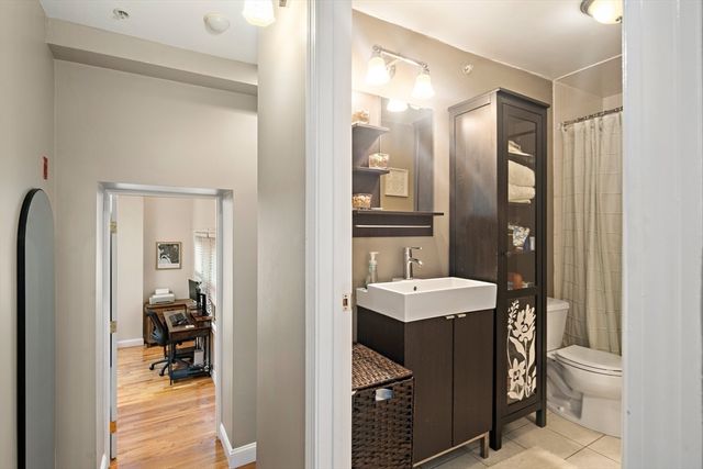 336 Saratoga St 8, Boston, MA 02128