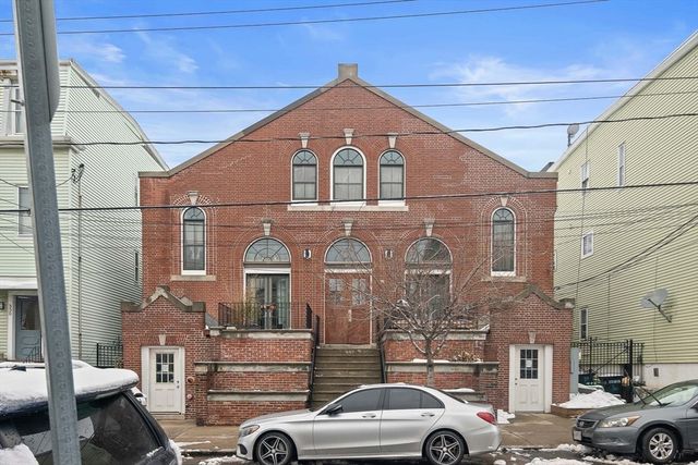 336 Saratoga St 8, Boston, MA 02128