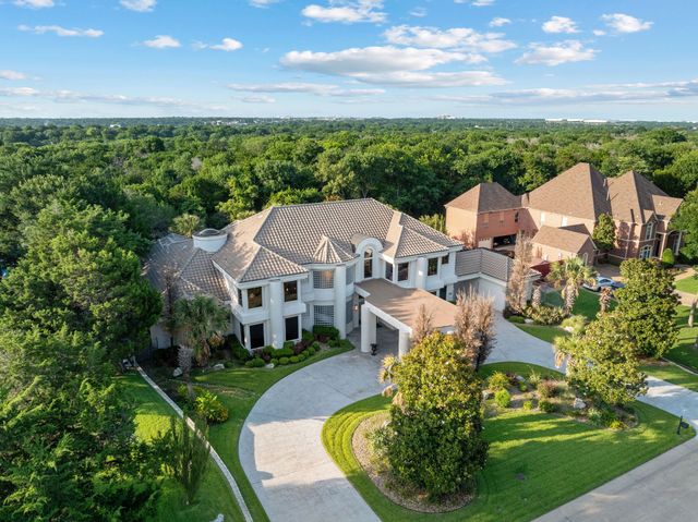 1913 Windmill Hill Lane, Desoto, TX 75115