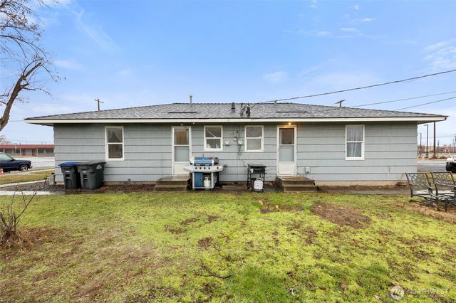 501 S Ash St, Moses Lake, WA 98837