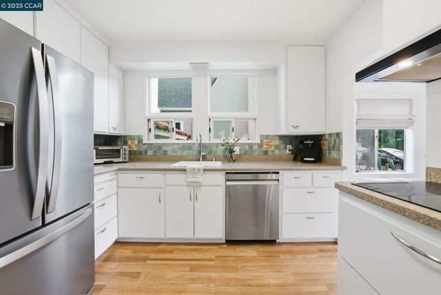 576 Begier Ave, San Leandro, CA 94577