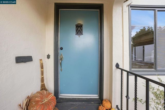 576 Begier Ave, San Leandro, CA 94577