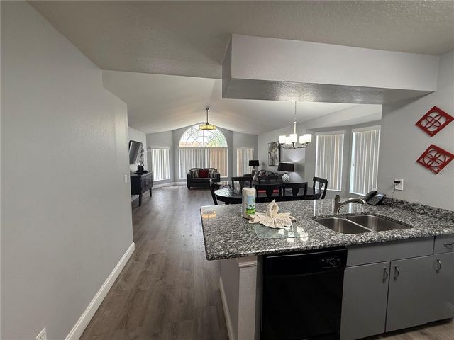 2444 SWEETWATER CLUB CIRCLE 34, Kissimmee, FL 34746