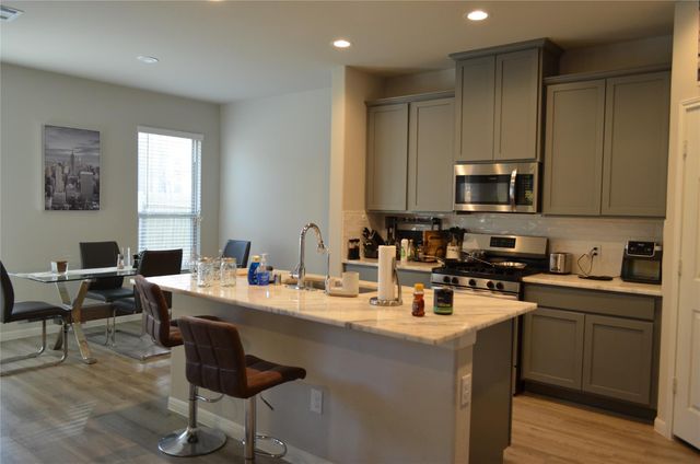 27094 Grey Fox Run, Magnolia, TX 77354