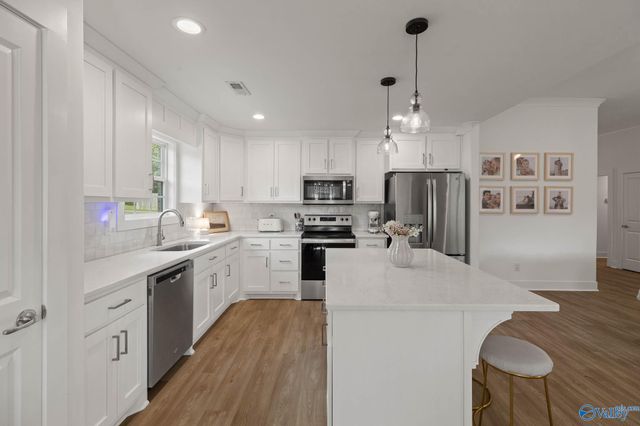 17499 Jones Road, Athens, AL 35613