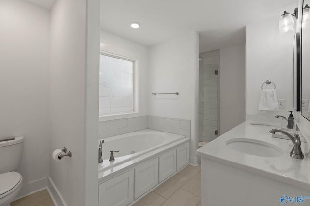 17499 Jones Road, Athens, AL 35613