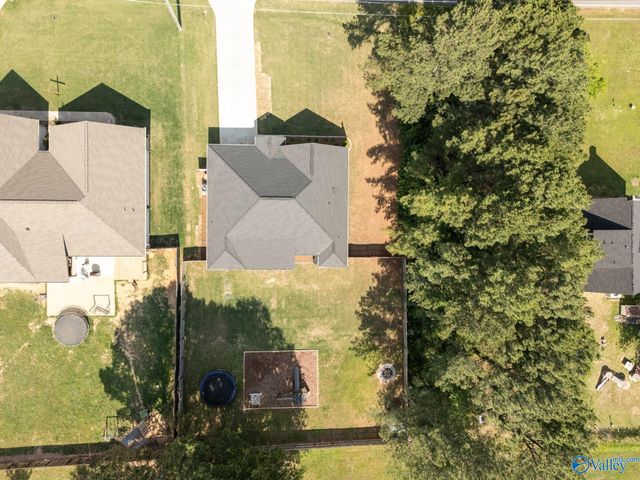 17499 Jones Road, Athens, AL 35613