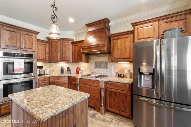 3310 Clark's Crossing, Olive Branch, MS 38654