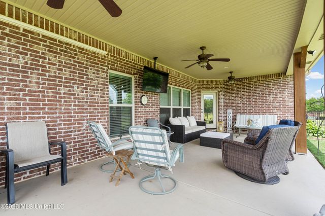 3310 Clark's Crossing, Olive Branch, MS 38654