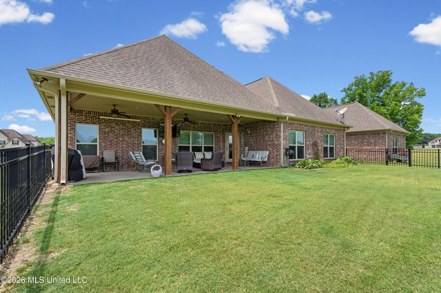 3310 Clark's Crossing, Olive Branch, MS 38654