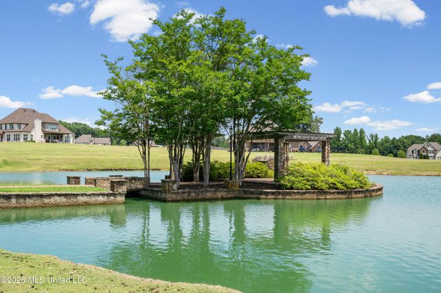 3310 Clark's Crossing, Olive Branch, MS 38654