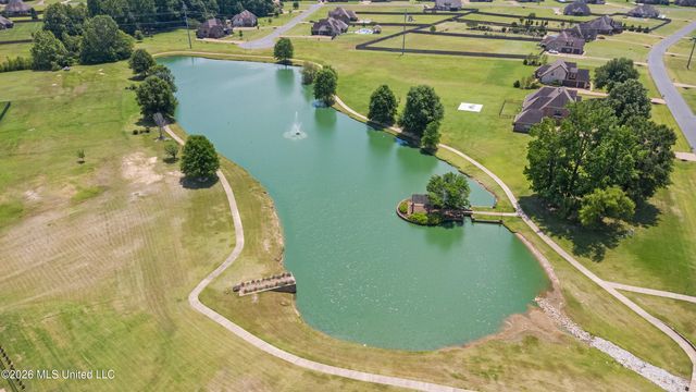 3310 Clark's Crossing, Olive Branch, MS 38654