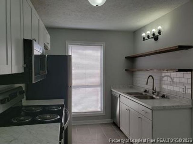 5715 Aftonshire Drive, Fayetteville, NC 28304