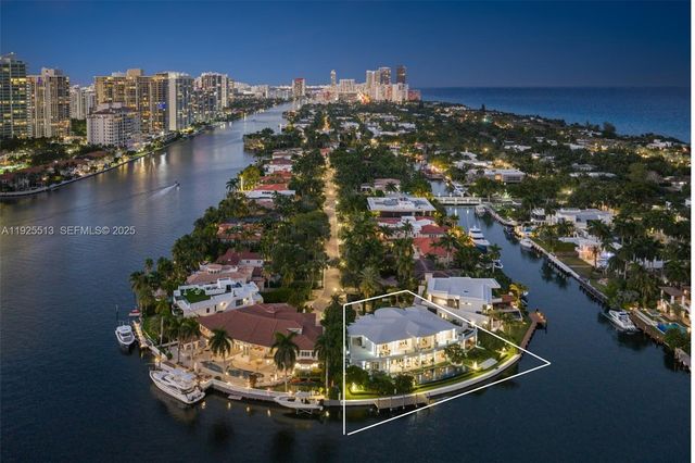 142 S Island Dr, Golden Beach, FL 33160