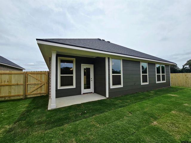 306 Driftwood Way, Whitehouse, TX 75791