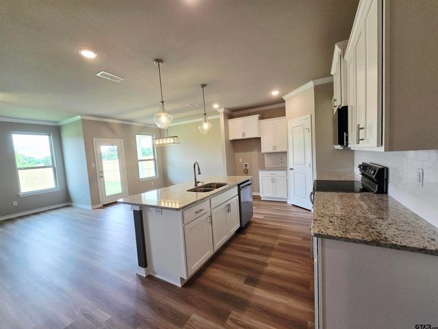 306 Driftwood Way, Whitehouse, TX 75791