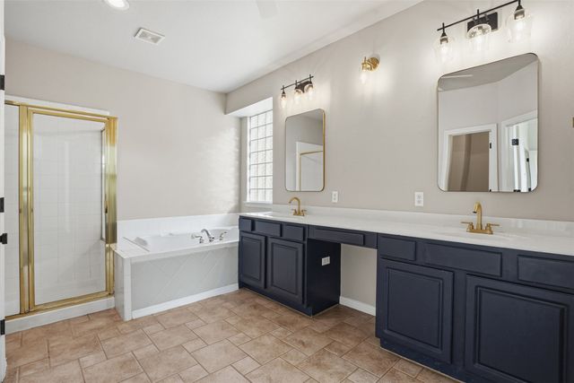 112 Freedom Court, Rockwall, TX 75032