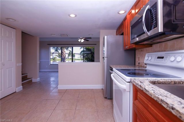 1168 Lake McGregor DR 1D, Fort Myers, FL 33919