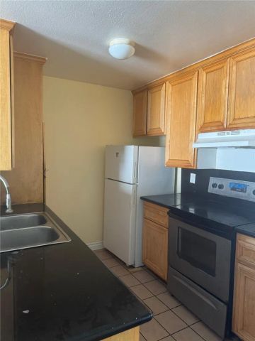 23276 Orange Avenue 4, Lake Forest, CA 92630