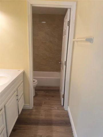 23276 Orange Avenue 4, Lake Forest, CA 92630