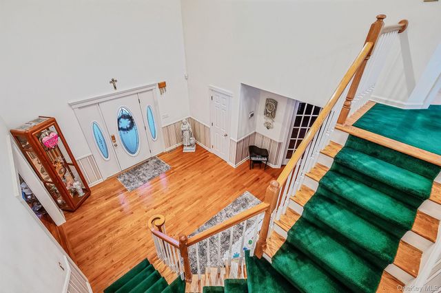 3 Moss Creek Lane, East Patchogue, NY 11772