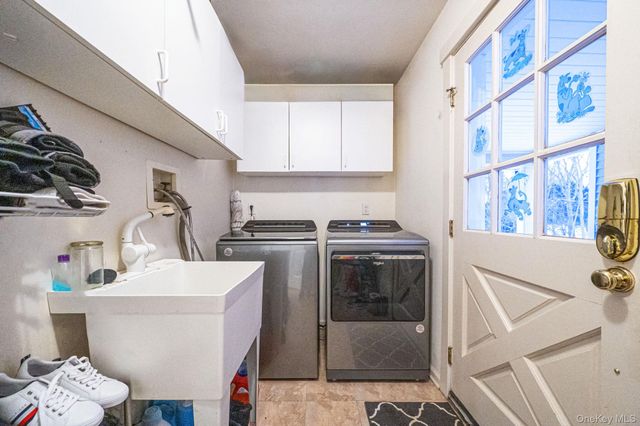 3 Moss Creek Lane, East Patchogue, NY 11772