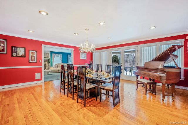 3 Moss Creek Lane, East Patchogue, NY 11772