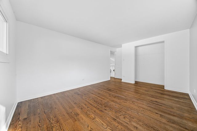 4024 W 106th Street, Oak Lawn, IL 60453
