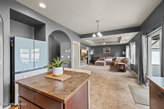 7294 N DOWNING LN, Coeur D'alene, ID 83815