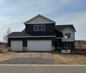 3225 Nottingham Road S, Saint Cloud, MN 56301