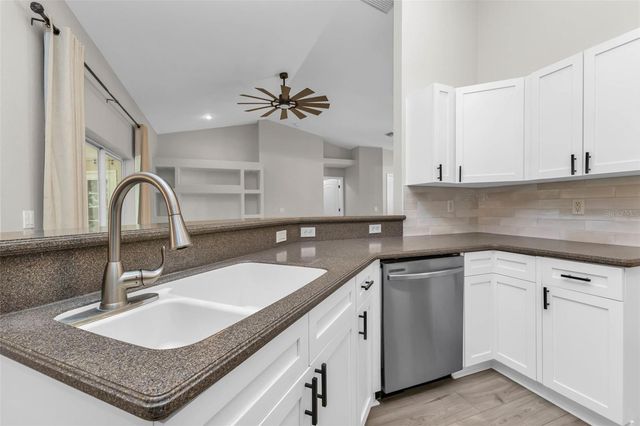 11422 SECOND AVENUE, Punta Gorda, FL 33955