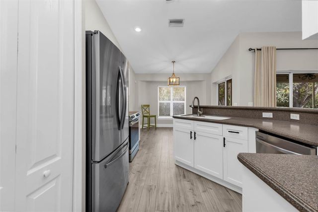 11422 SECOND AVENUE, Punta Gorda, FL 33955