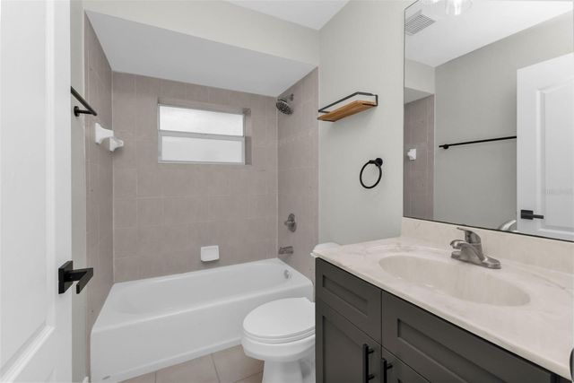 11422 SECOND AVENUE, Punta Gorda, FL 33955