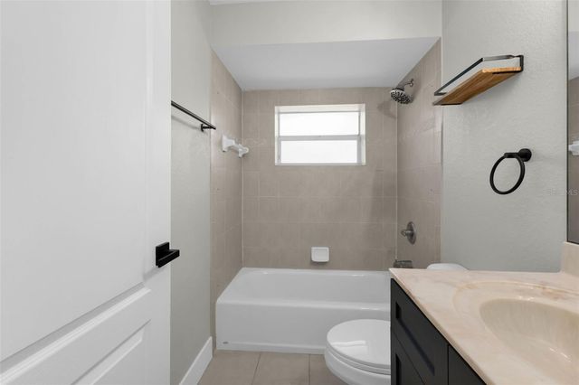 11422 SECOND AVENUE, Punta Gorda, FL 33955