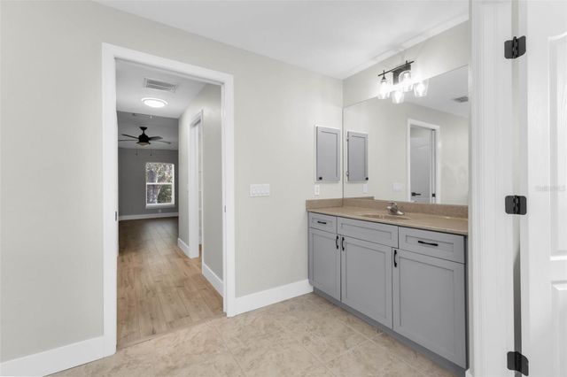 11422 SECOND AVENUE, Punta Gorda, FL 33955