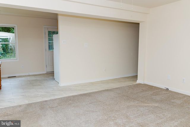 238 ADMIRAL DR, Ruther Glen, VA 22546
