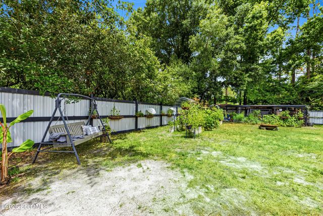 849 E Hilton Avenue, Kingsland, GA 31548