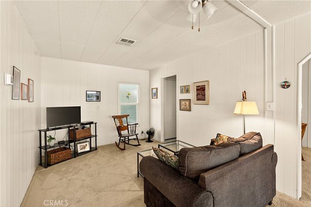2240 Golden Oak Lane 11, Merced, CA 95341