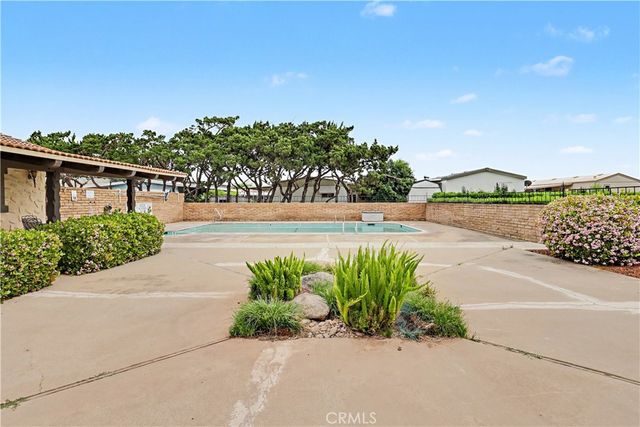 2240 Golden Oak Lane 11, Merced, CA 95341