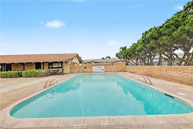 2240 Golden Oak Lane 11, Merced, CA 95341
