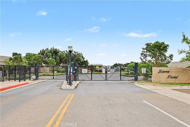 2240 Golden Oak Lane 11, Merced, CA 95341