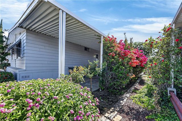2240 Golden Oak Lane 11, Merced, CA 95341