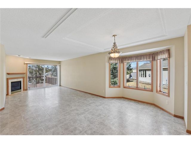 1102 Highpoint Court, New Richmond, WI 54017