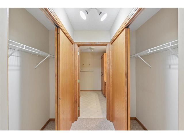 1102 Highpoint Court, New Richmond, WI 54017