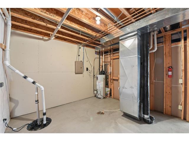 1102 Highpoint Court, New Richmond, WI 54017