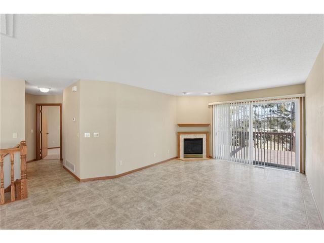 1102 Highpoint Court, New Richmond, WI 54017