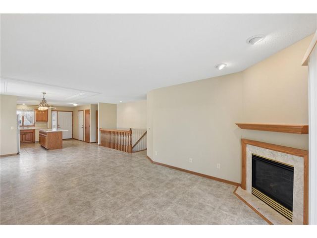 1102 Highpoint Court, New Richmond, WI 54017